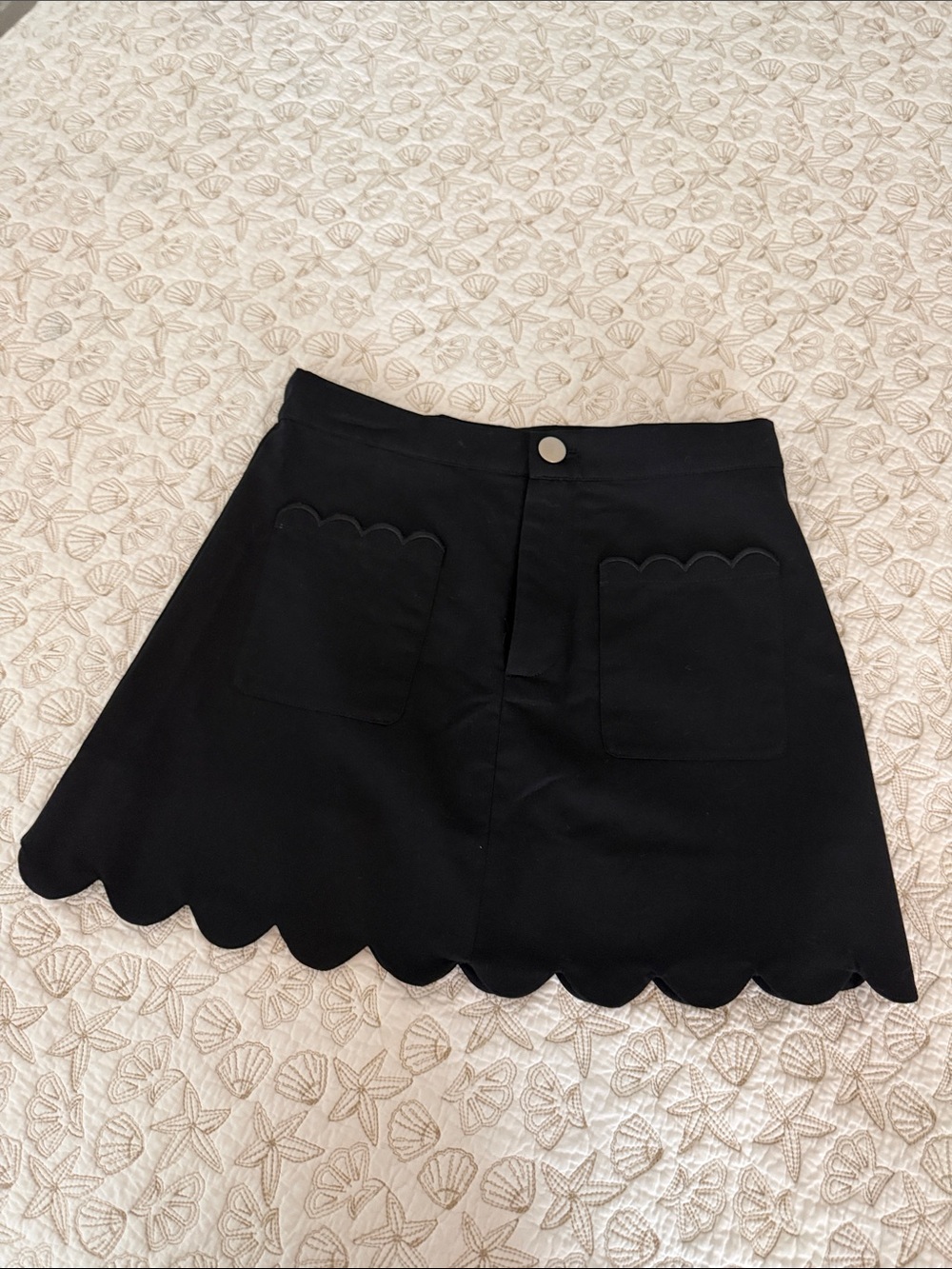 TCEC Black Scallop-Hem Skater Mini Skirt